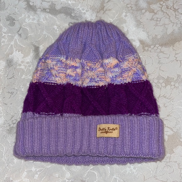 Kids Winter Hat. - Picture 1 of 2